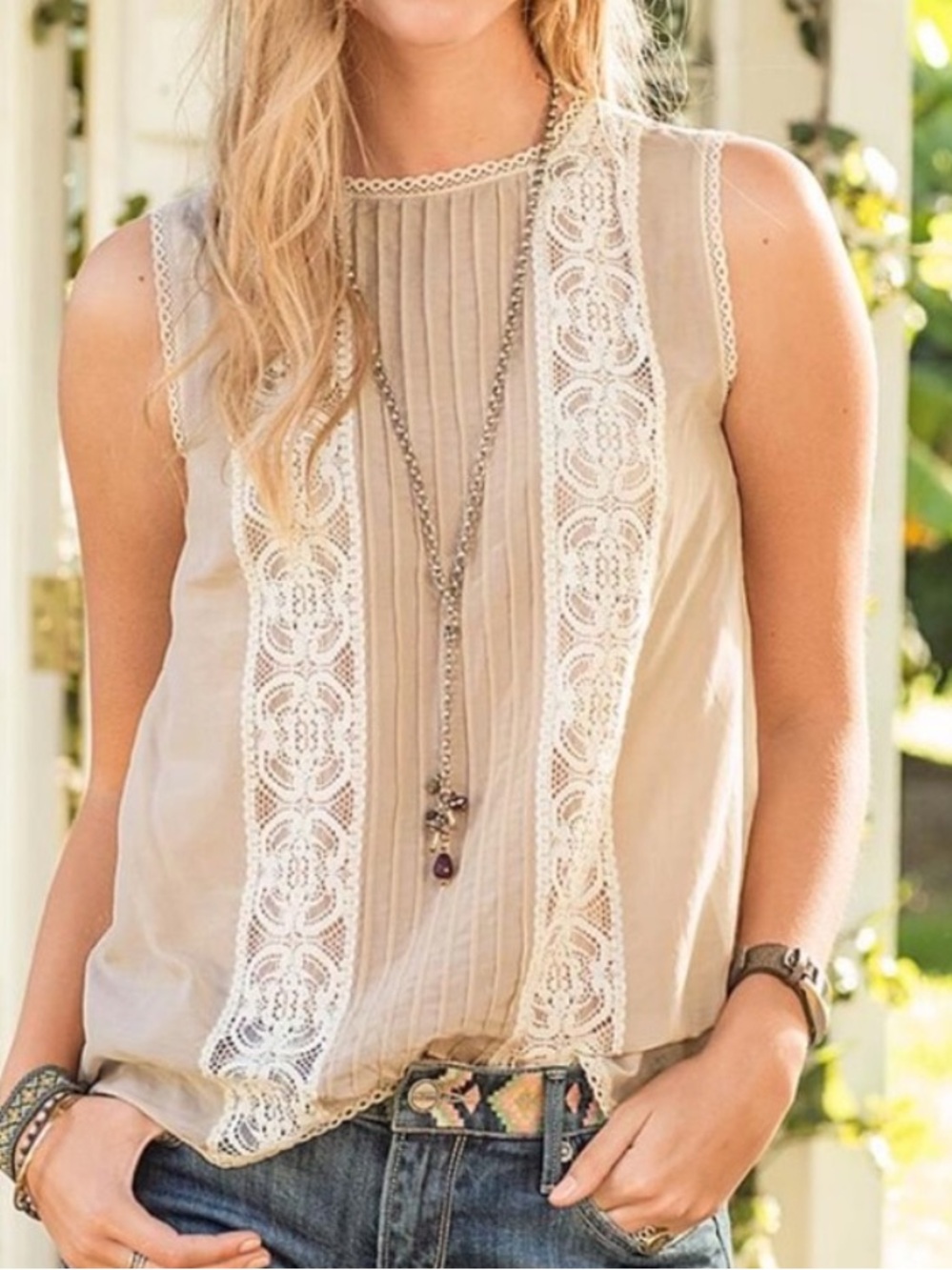 Sundance Sleeveless Lace-Trim Cream Color 
Top L